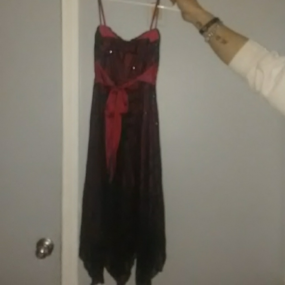 Dress - Picture 2 of 2